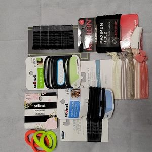 Bundle it! Random hair accessories! A mix of them! 🤸🏻‍♀️
